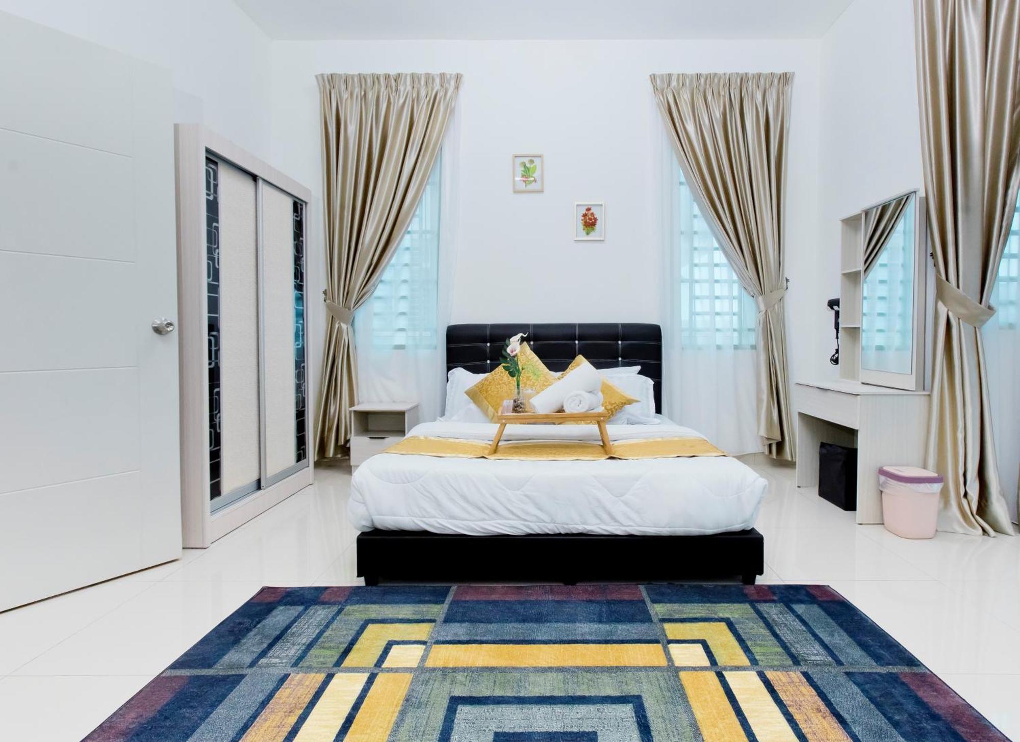 Desaru 16pax Family With Private Mini Pool & Jacuzzi *
